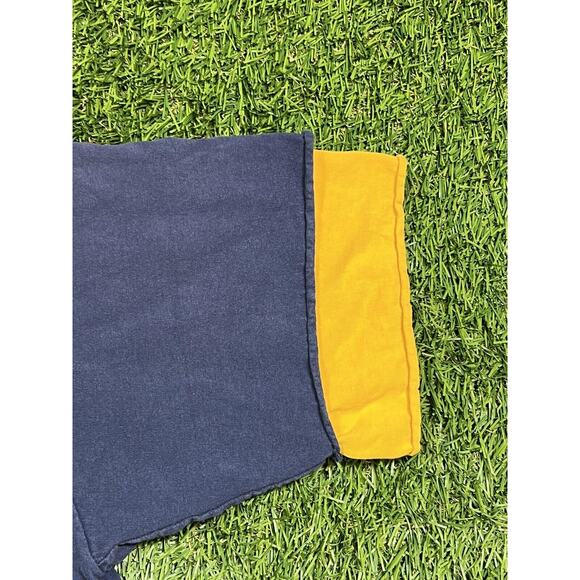 VTG 90's Team Edition Notre Dame Fighting Irish NCAA T-Shirt Men's XL Distressed - Picture 6 of 13